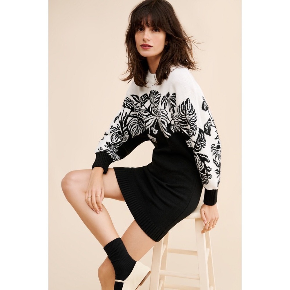 Farm Rio Surreal Garden Knit Sweaterdress Floral Black White Size S